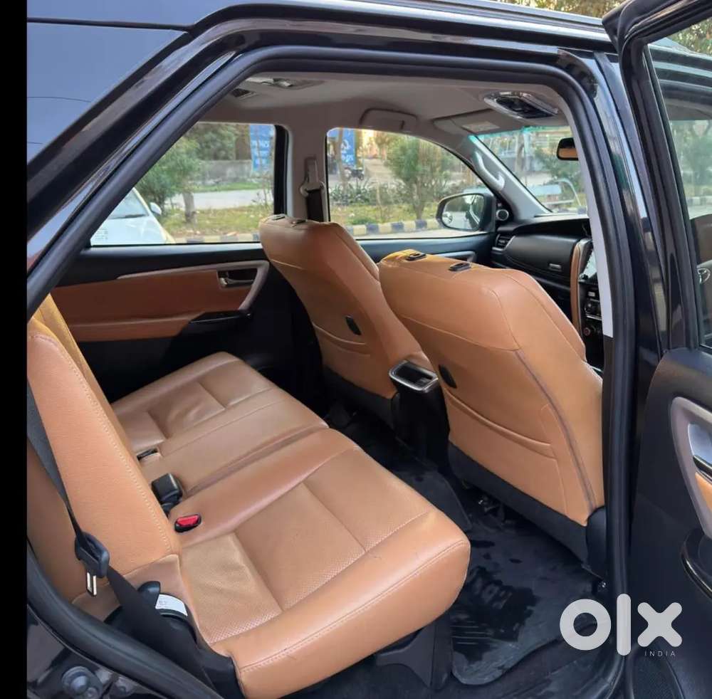 Fortuner 2024 4/4 (punjab No)