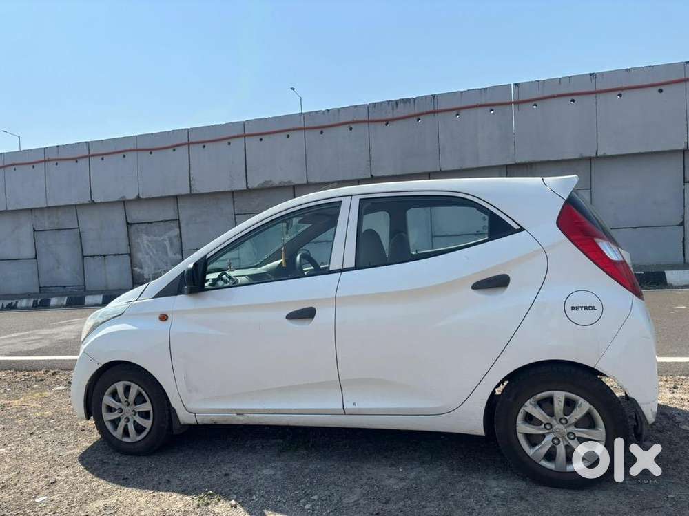 Hyundai Eon 2013 Petrol Well Maintained