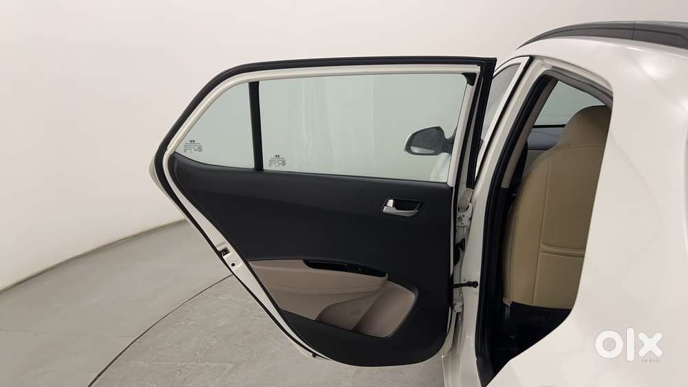 Hyundai Grand I10 1.2 Kappa Asta At Vtvt, 2016, Petrol