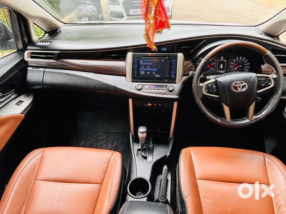 Toyota Innova Crysta 2.8z Automatic, 2019, Diesel