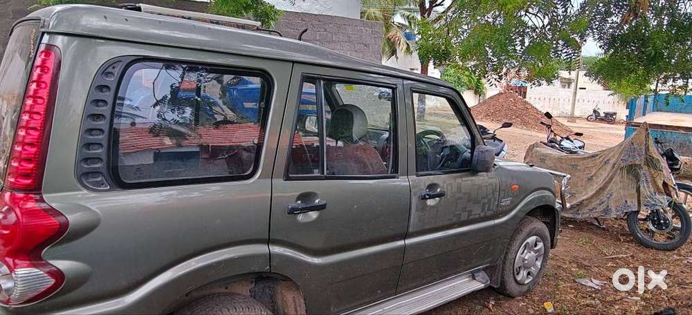 Mahindra Scorpio 2013 Diesel Well Maintained