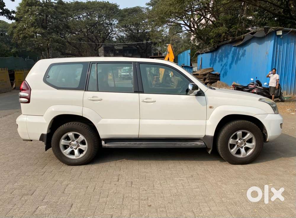 Toyota Land Cruiser Prado 2006 Model Car Available