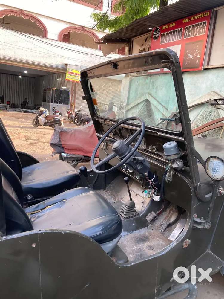 Mahindra Thar Roxx Diesel 1995