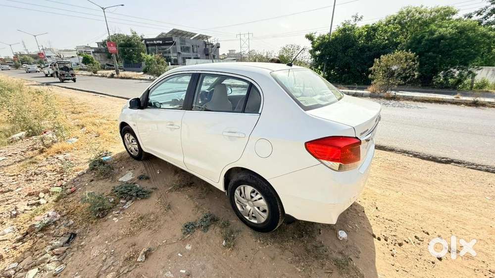 Honda Diesel 2013 Car