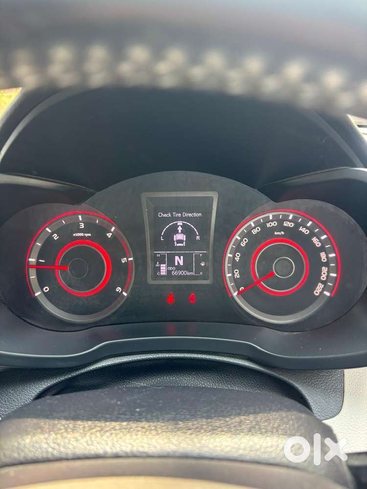 Mahindra Xuv300 W8 Diesel, 2019, Diesel
