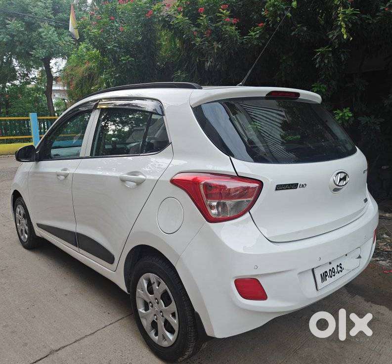 Hyundai Grand I10 Sportz 1.2 Kappa Vtvt, 2015, Petrol