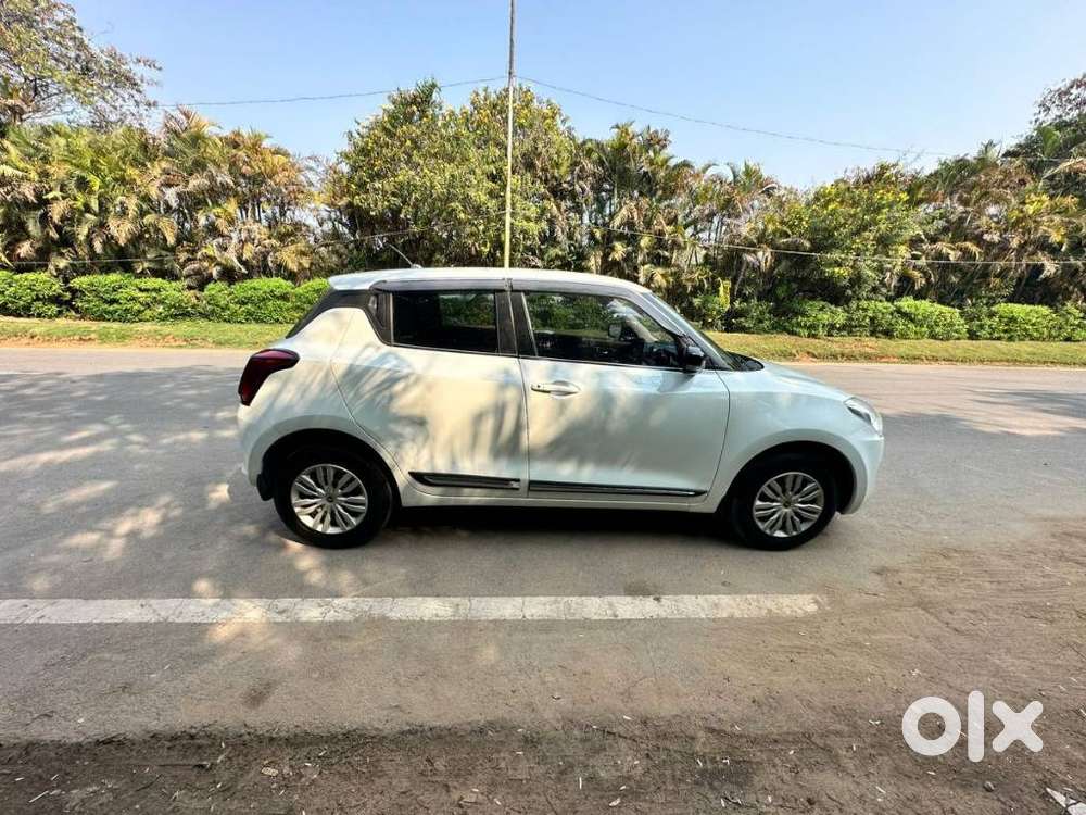 Maruti Suzuki Swift 2018 Vxi, 2022, Petrol