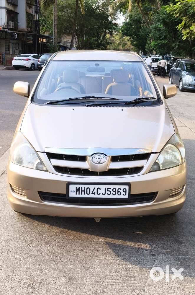 Toyota Innova 2.5 G (diesel) 8 Seater, 2005, Diesel