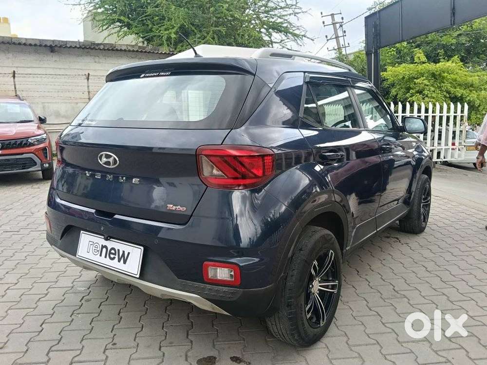 Hyundai Venue 1.0 S (o) Turbo Dct, 2020, Petrol