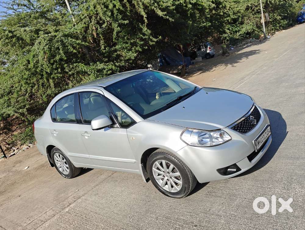 Maruti Suzuki Sx4 Zxi Mt Bsiv, 2012, Petrol