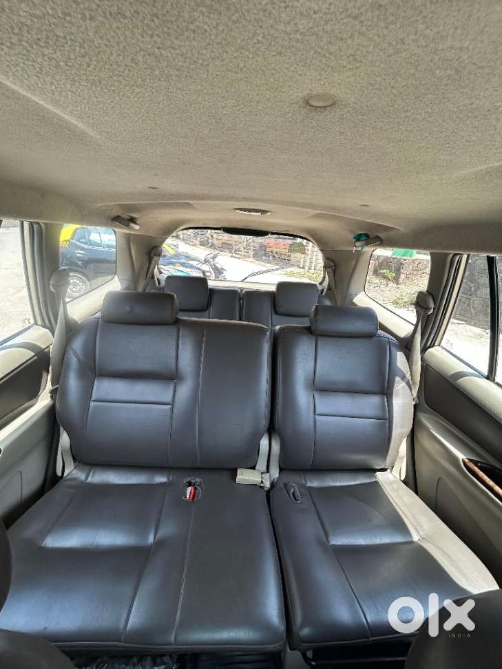 Toyota Innova 2.5 V 8 Str, 2014, Diesel