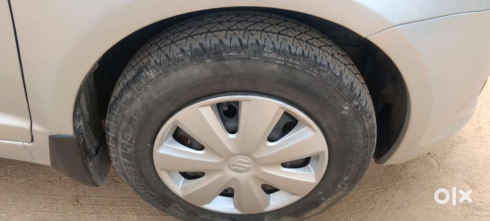 Maruti Suzuki Swift Dzire 1.2 Vxi Bsiv, 2011, Petrol