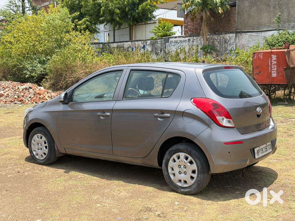 Hyundai I20 Sportz 1.2 Bs-iv, 2013, Diesel