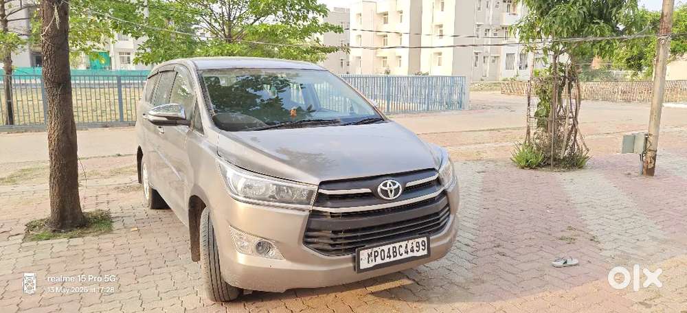 Toyota Innova Crysta 2017