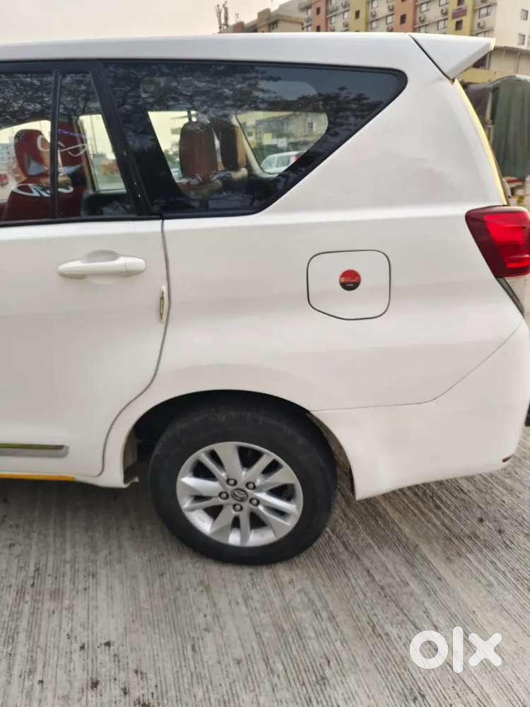 Toyota Innova Crysta 2018