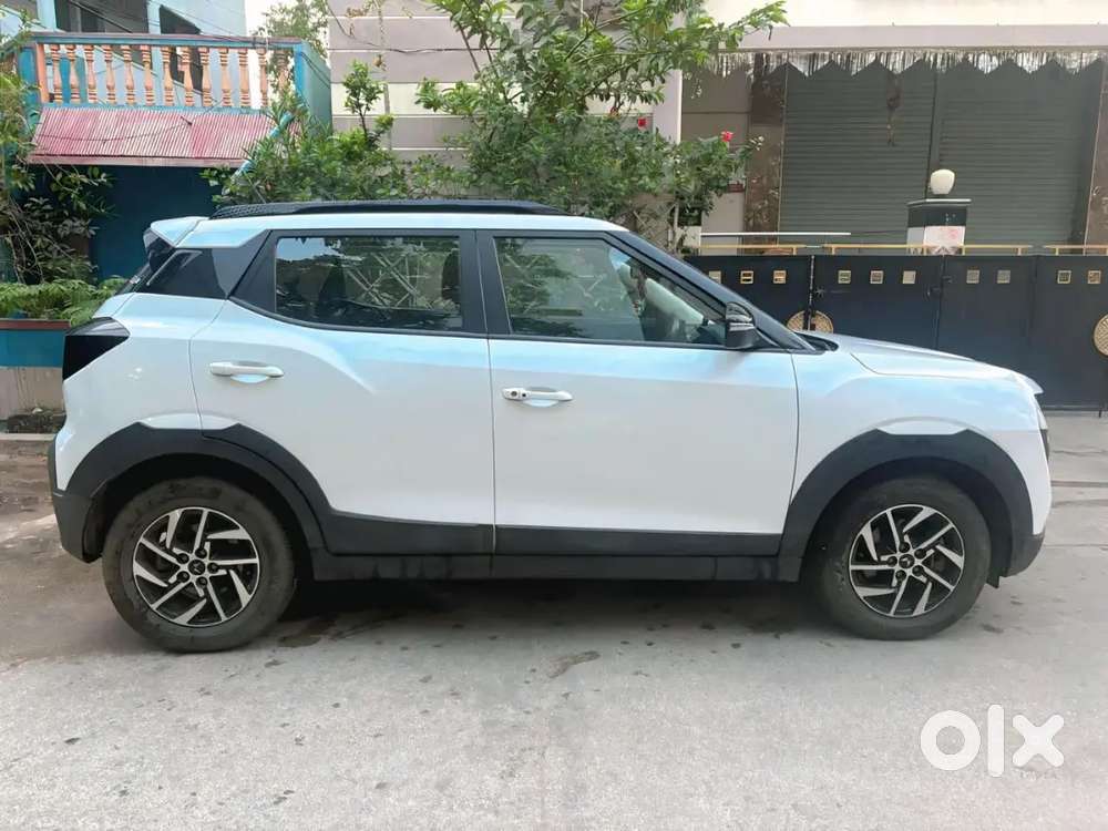 Mahindra Xuv 3xo 2025 Petrol 20003 Km Driven