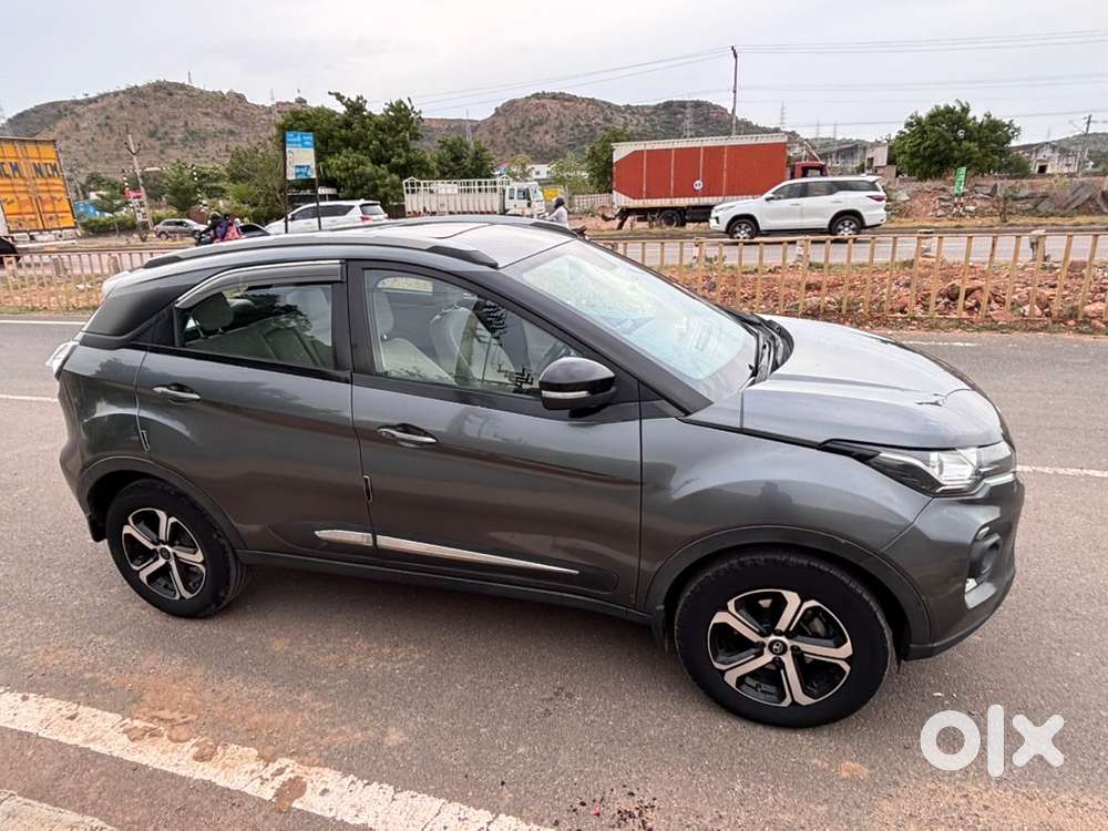 Tata Nexon Petrol 2022 Xza+ Premium