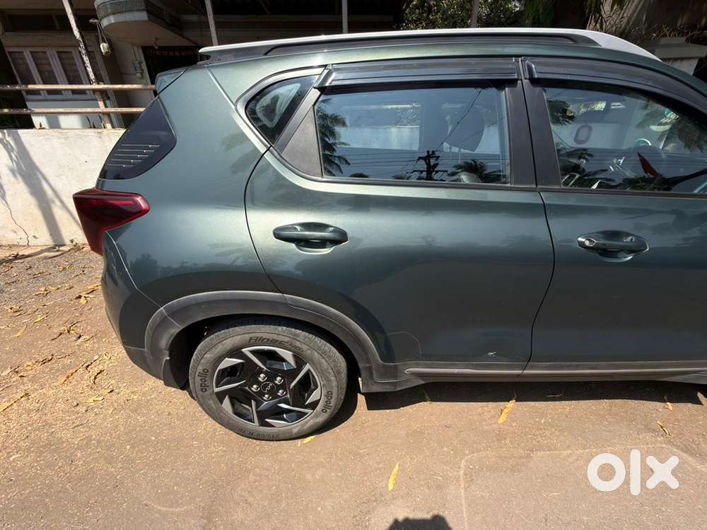 Kia Sonet 2024 Petrol Well Maintained