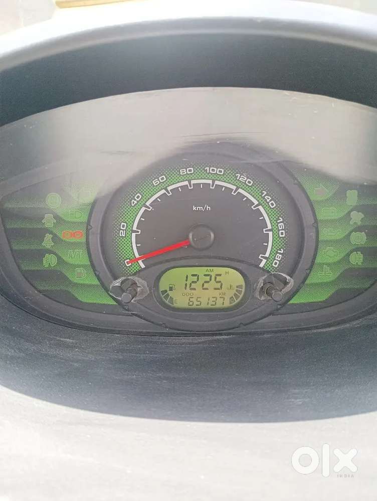 Chevrolet Spark 2013 Petrol 65000 Km Driven