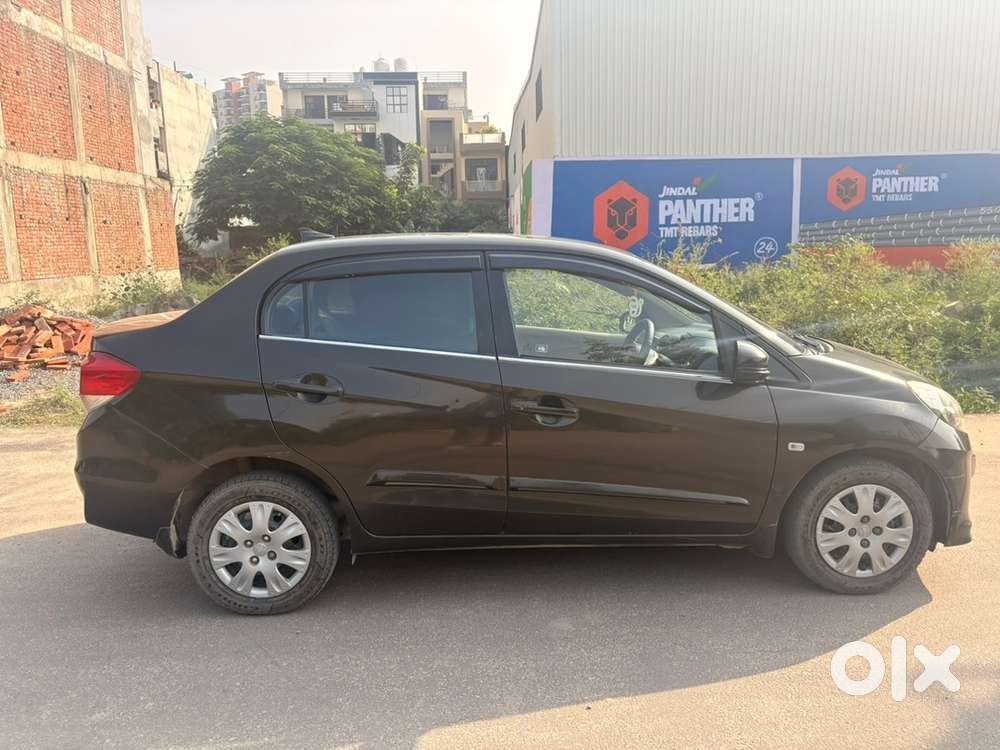 Honda Amaze Petrol 2015