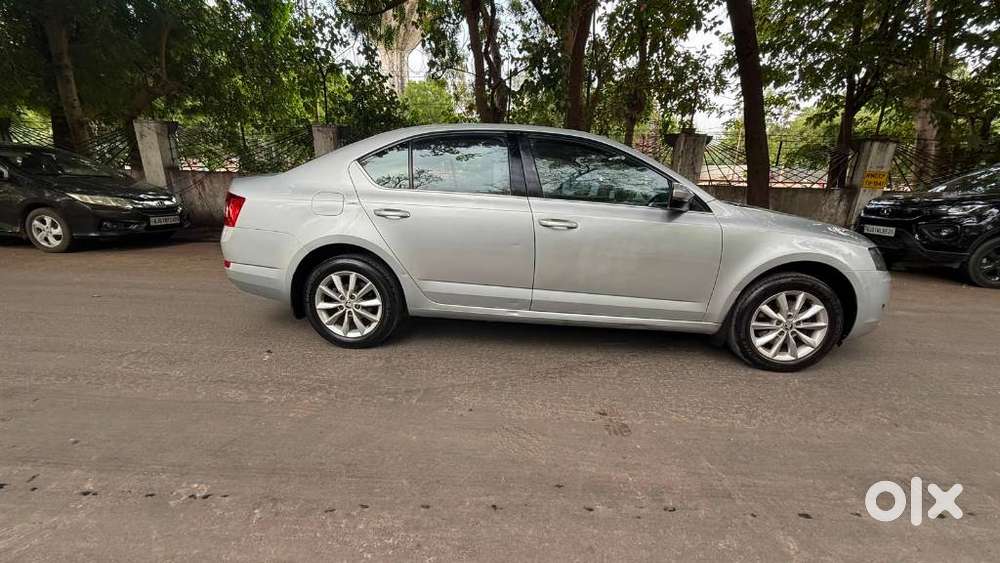 Skoda Octavia 2.0 Tdi Style Plus At, 2017, Diesel