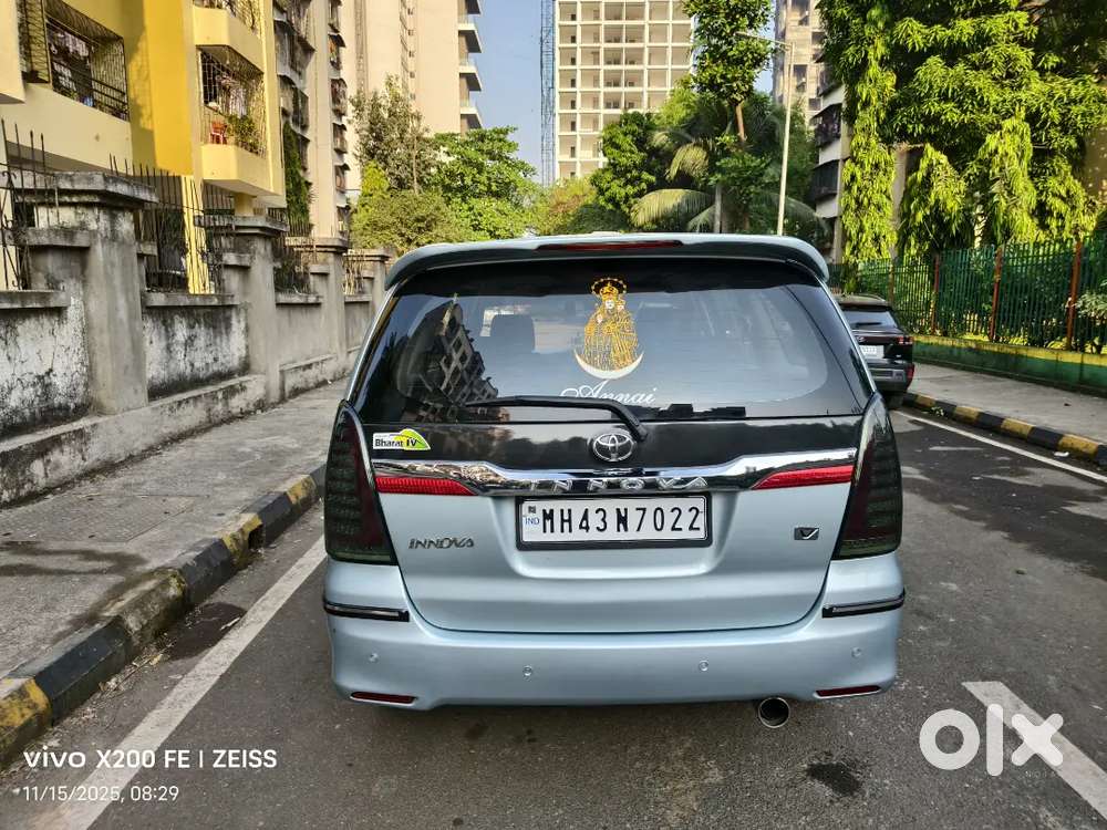 Toyota Innova V 2006