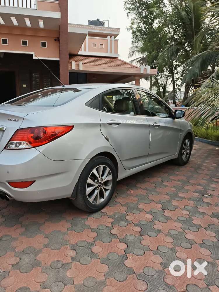 Hyundai Verna Crdi 2015