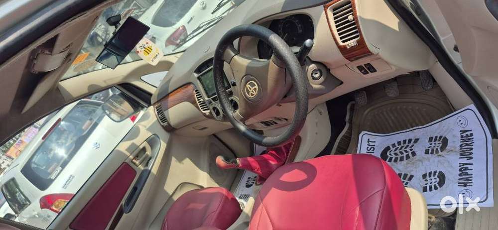 Toyota Innova 2.5 G (diesel) 8 Seater, 2007, Diesel