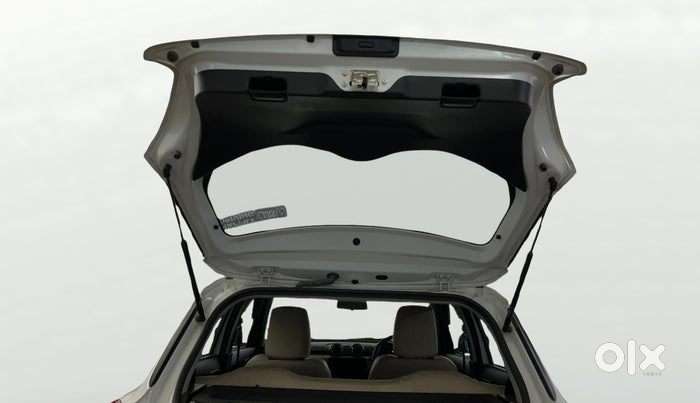 Maruti Suzuki Swift, 2022, Petrol