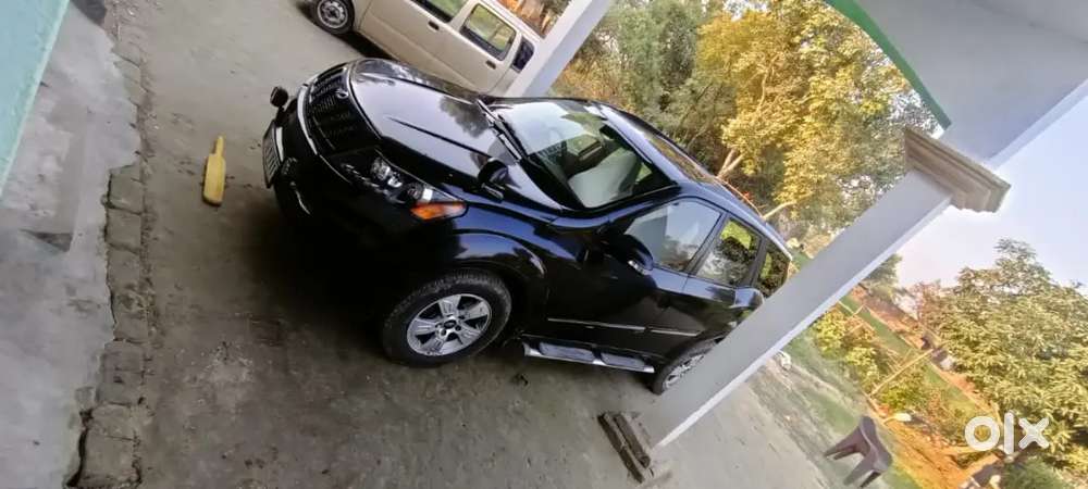 Mahindra Xuv500 2013 Diesel 100000 Km Driven