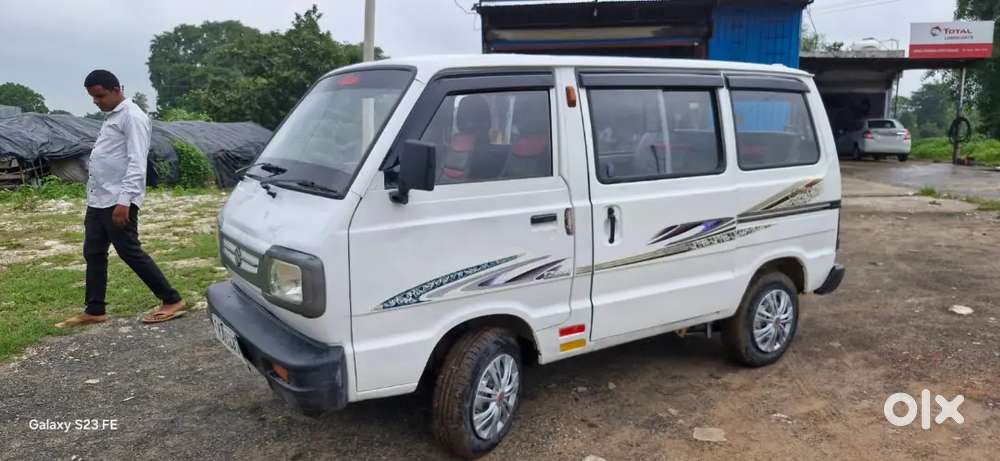 Maruti Suzuki Omni Utsav Edition 2015 Variant