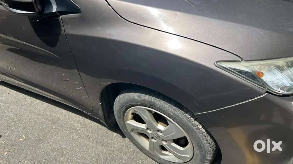 Well Maintained Honda City V Mt 2015