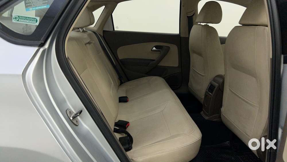 Skoda Rapid [ ] 1.6 Style Plus Mpi At, 2016, Petrol