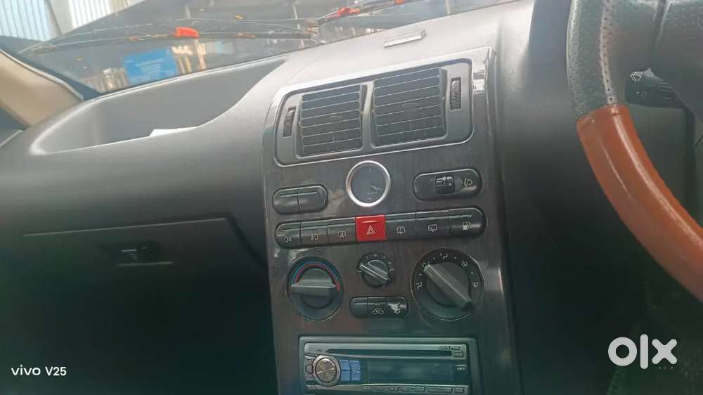 Tata Safari 2.2 Dicor 2011