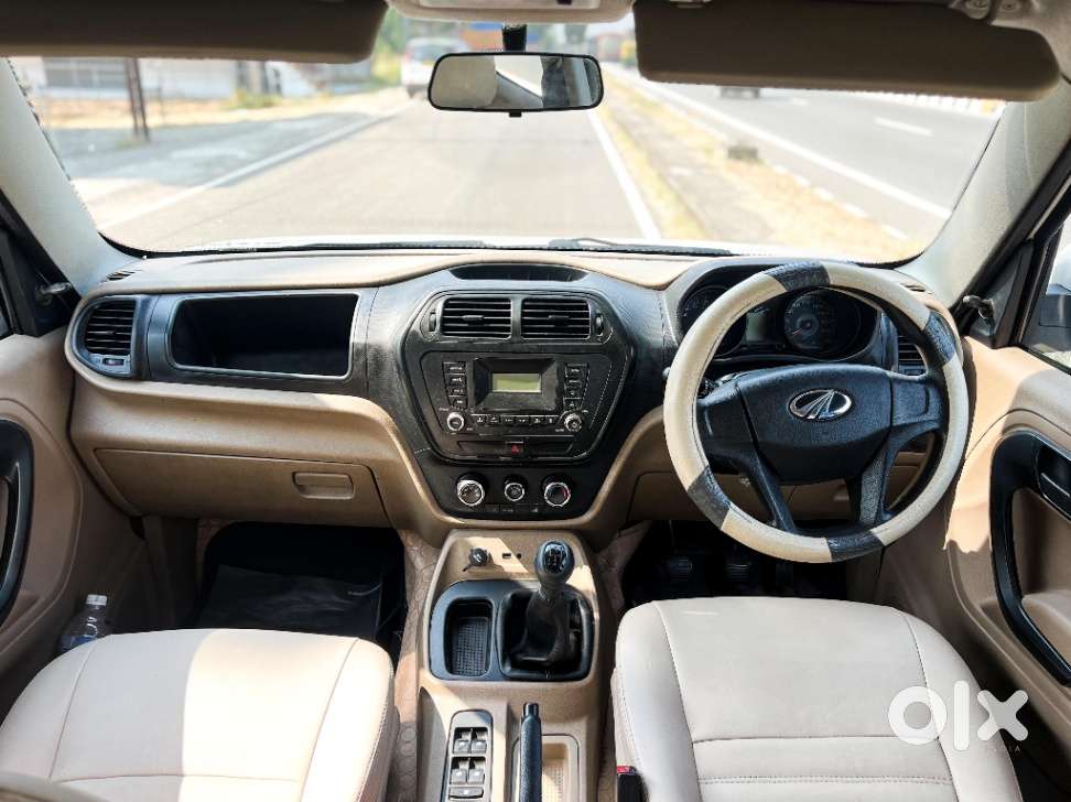 Mahindra Tuv 300 T6, 2016, Diesel