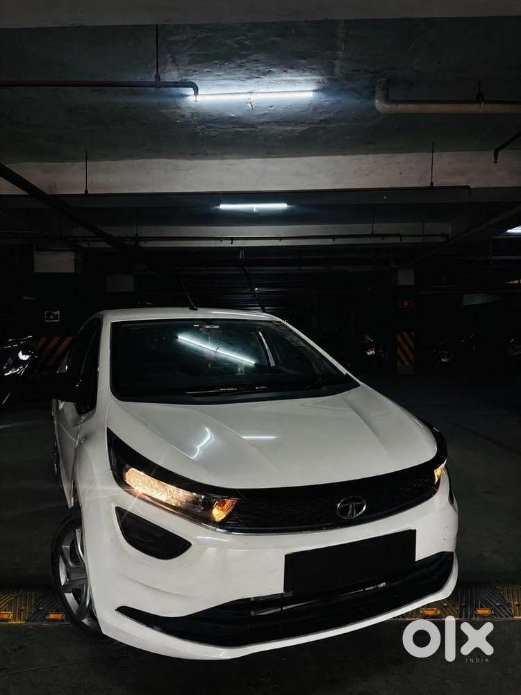 Tata Altroz 2022 Petrol 7220 Km Driven