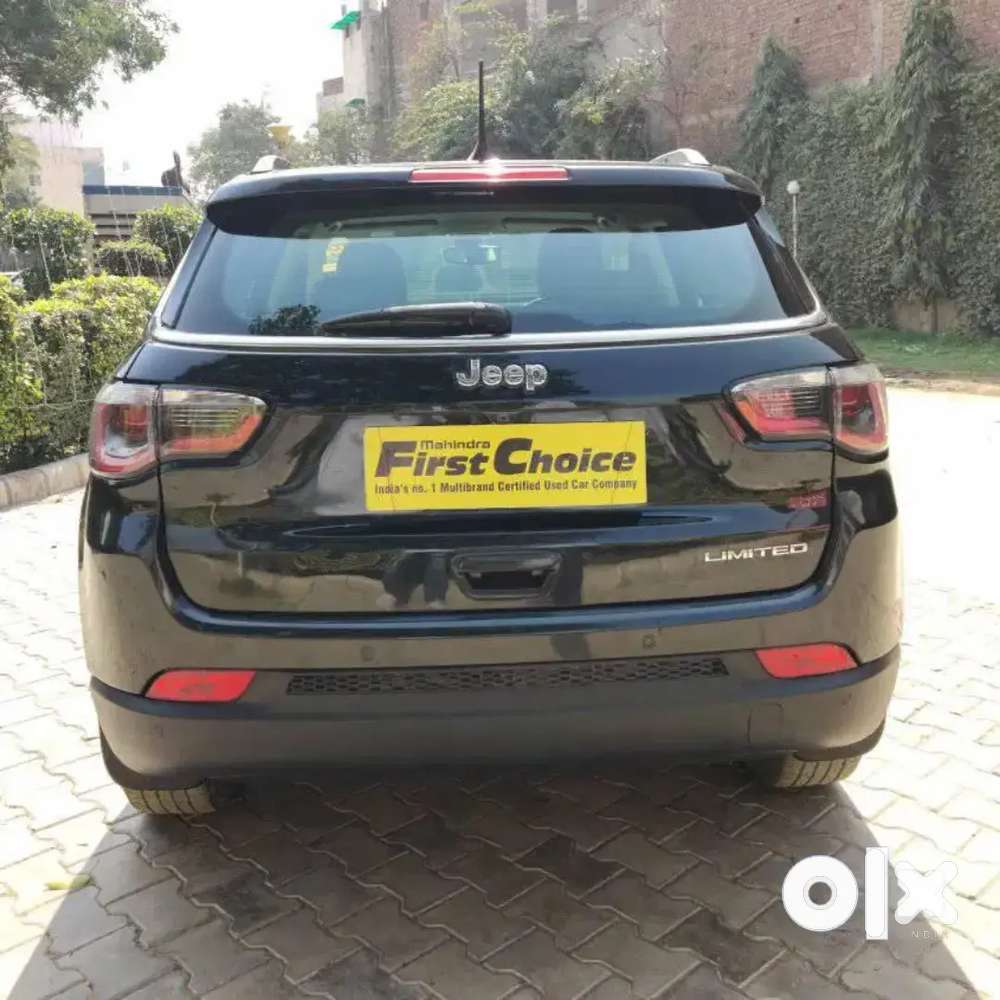 Jeep Compass, Complete Show Room Track