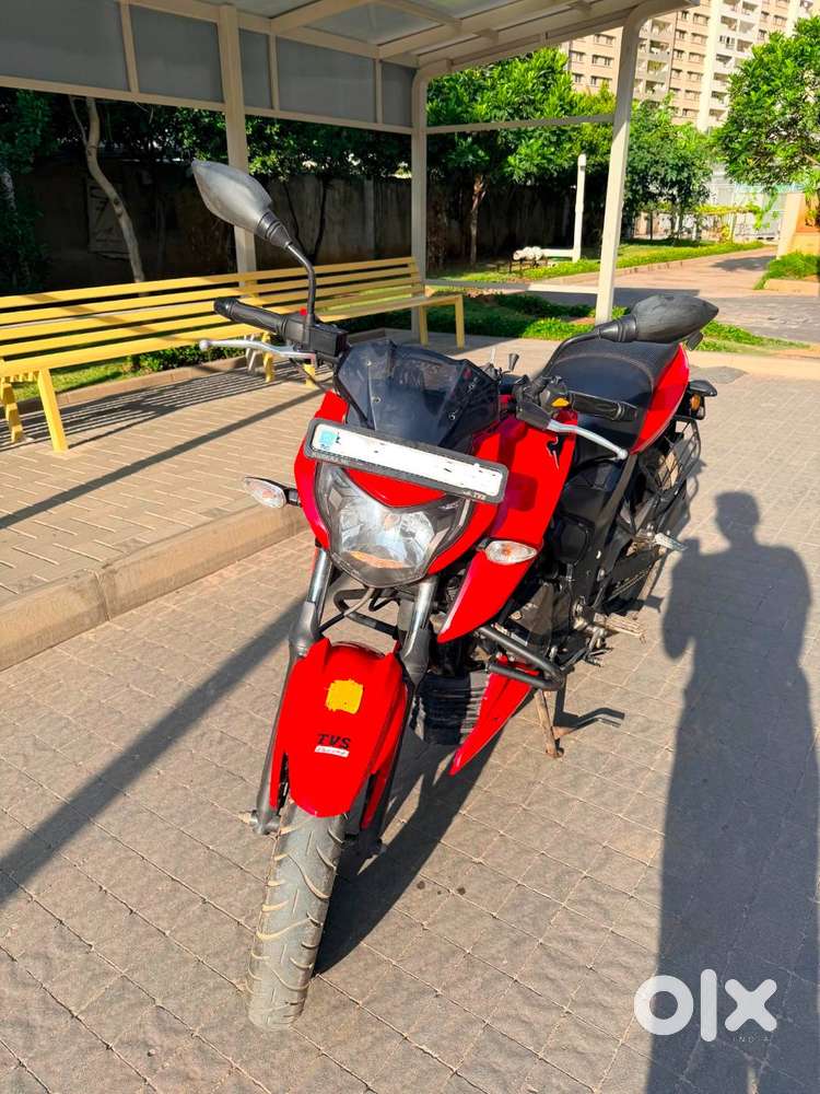 TVS Apache RTR 160 4V