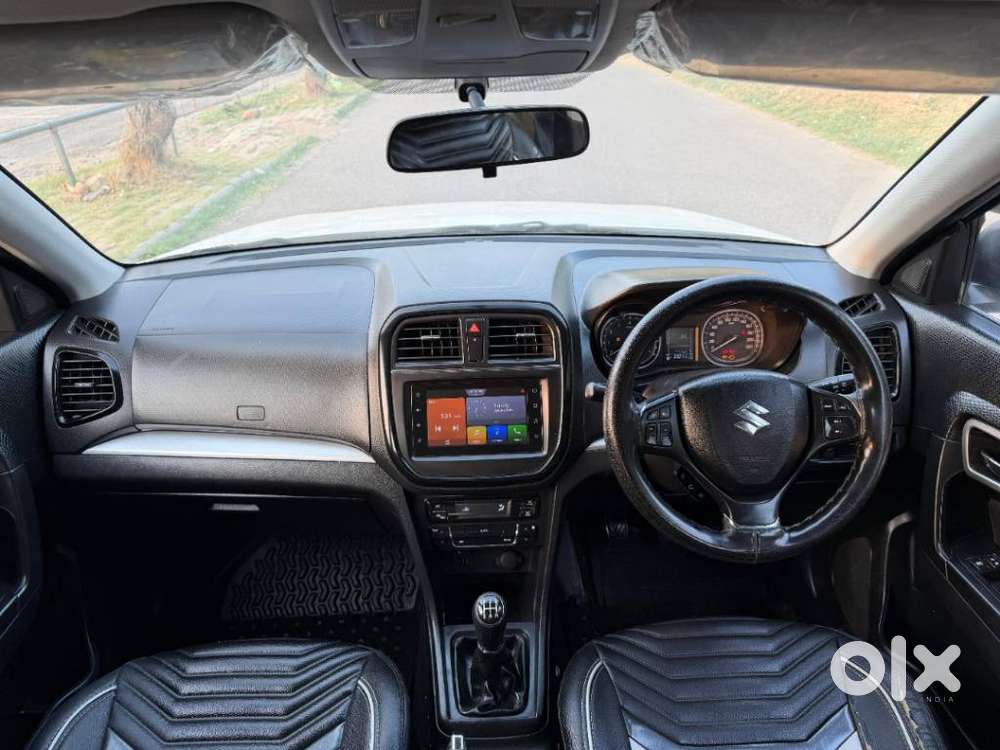 Maruti Suzuki Brezza 1.5 Zxi Smart Hybrid, 2020, Petrol