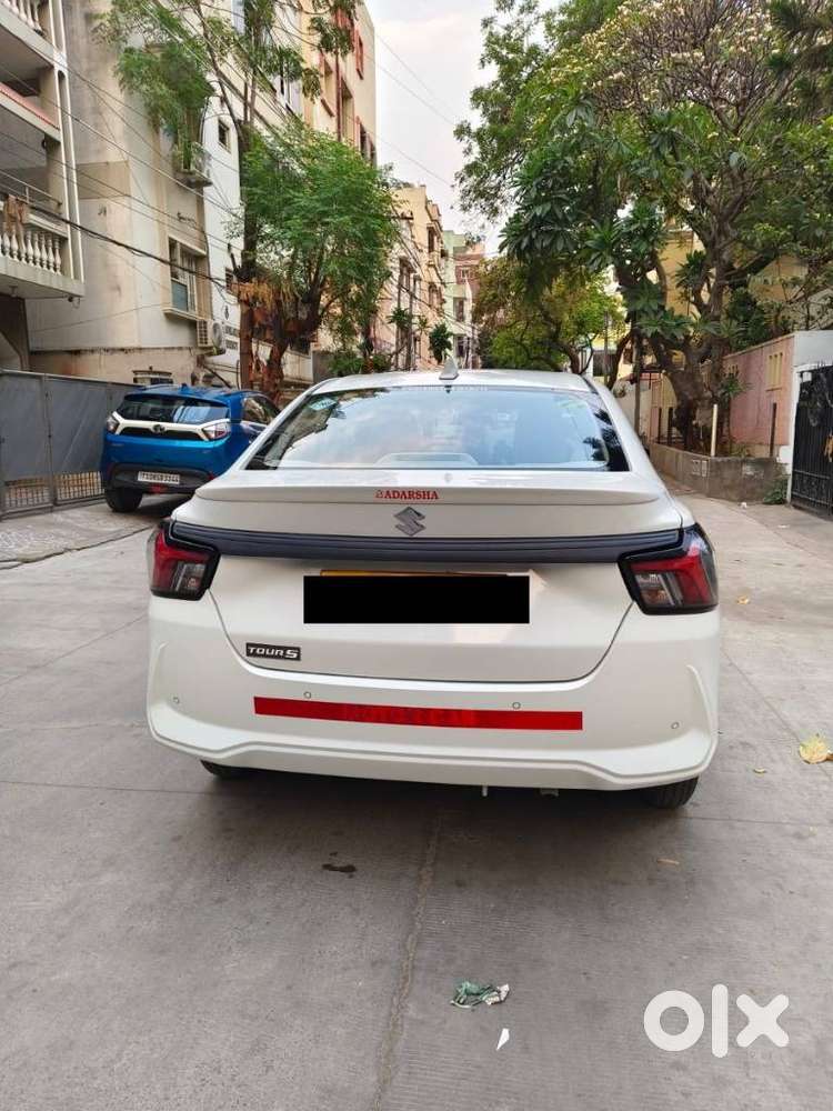 Maruti Suzuki Swift Dzire Lxi Option, 2025, Cng & Hybrids