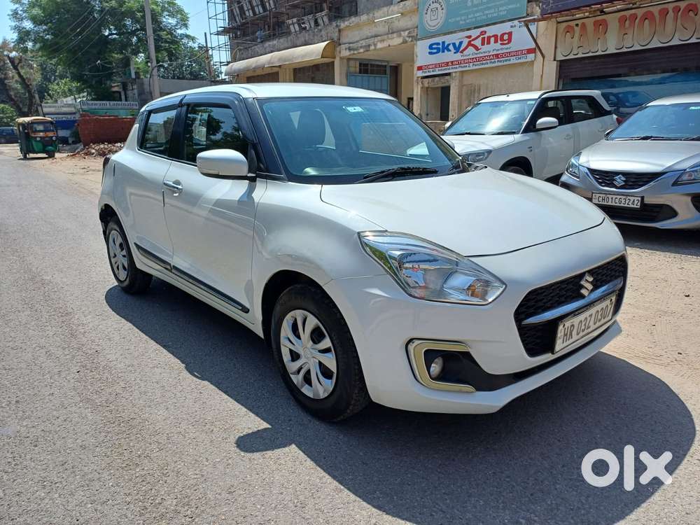 Maruti Suzuki Swift Vxi Optional, 2020, Petrol