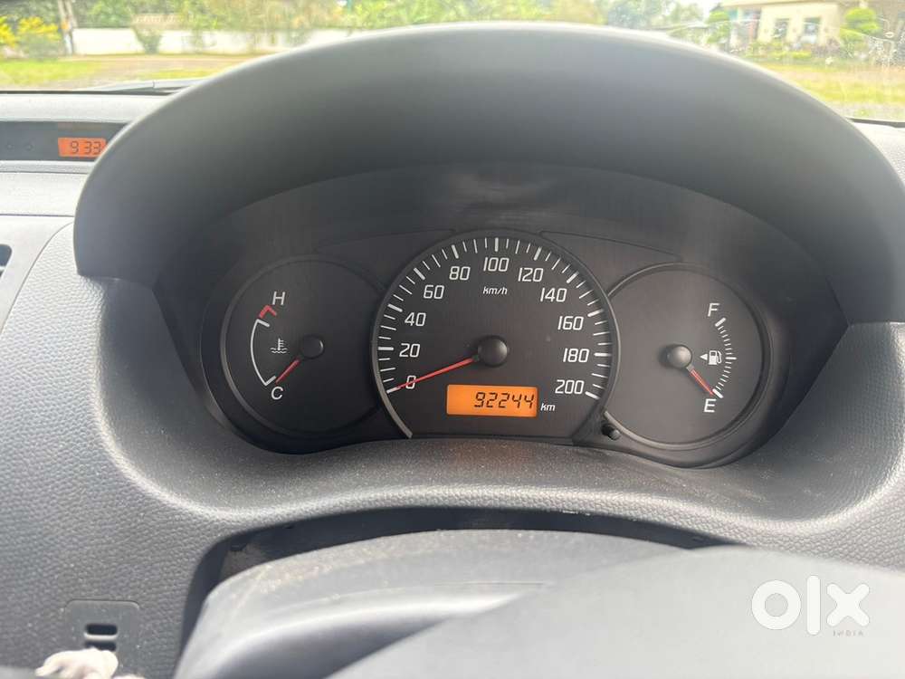 Maruti Suzuki Swift Dzire 2012