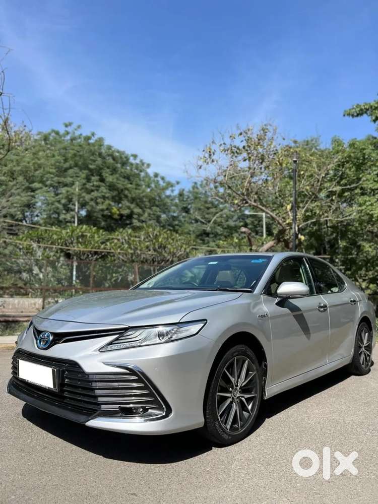 Toyota Camry Hybrid, 2022, Petrol