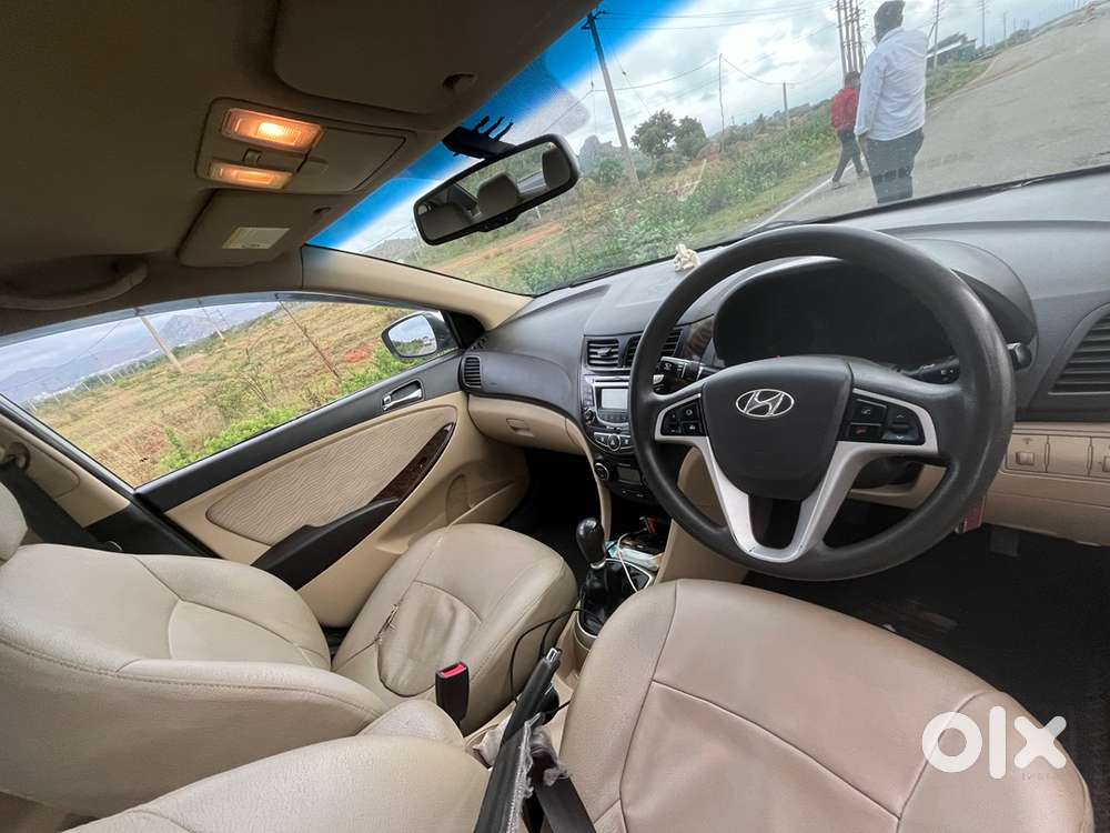 Hyundai Fluidic Verna 2011 Car