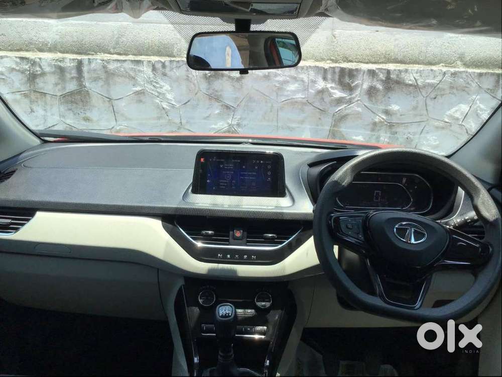 Tata Nexon, 2021, Petrol