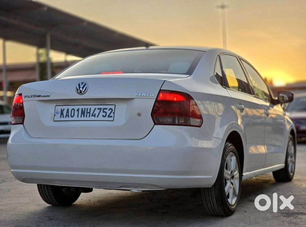 Volkswagen Vento, 2011, Petrol