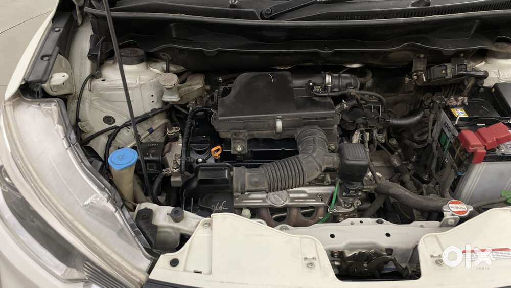 Maruti Suzuki Ertiga Zxi At, 2022, Petrol