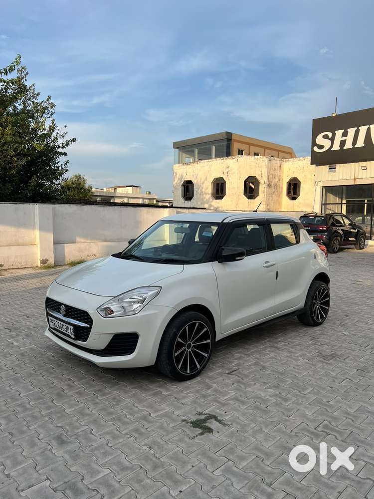 Maruti Suzuki Swift Vxi Ags, 2023, Petrol