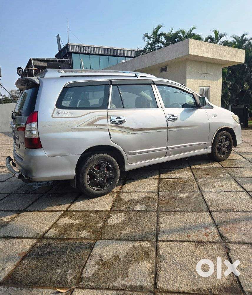 Toyota Innova 2.5 Gx 7 Seater Bs Iv, 2015, Diesel