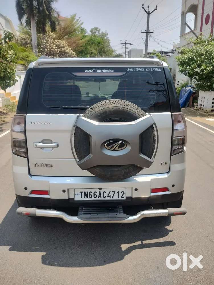 Mahindra Tuv T10
